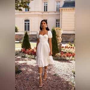 NEW Alamour Katina Women’s White Midi Dress Size XS Puff Short Sleeve